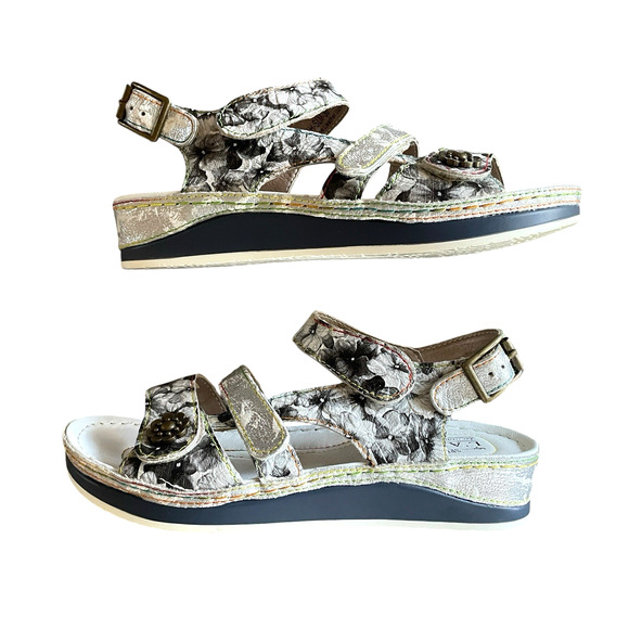 L'ARTISTE Sumacah Size 36/5.5-6 Silver White Hand Painted Leather Comfort Sandal - Picture 7 of 11